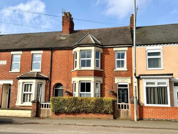 4 bed property, in Thorpe Road, £280,000