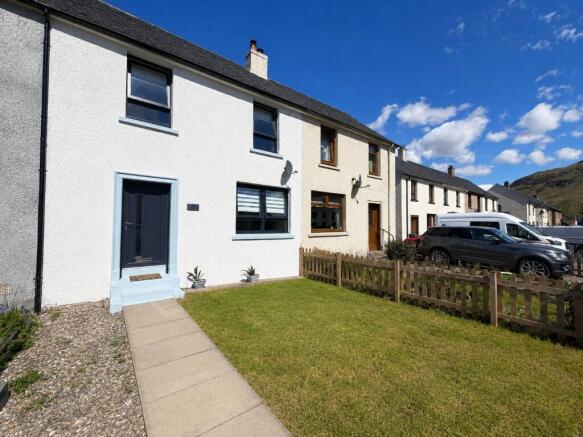 2 bed property, in Carn Dearg Road, £185,000
