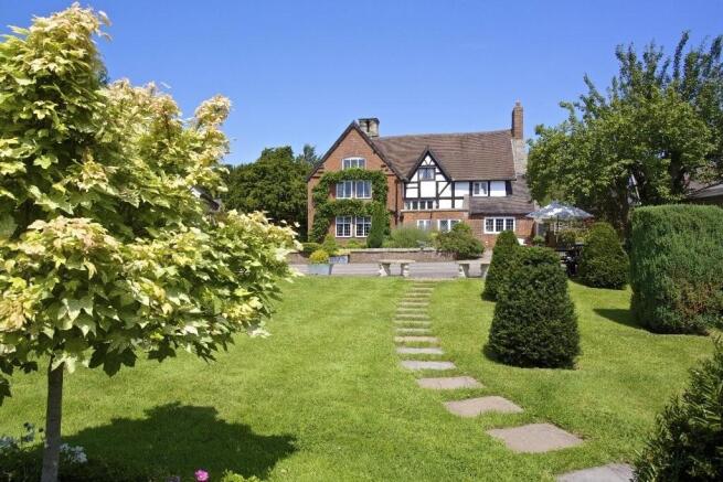 5 bed property, in Marston Montgomery, £850,000