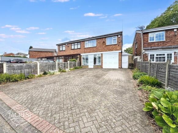 3 bed property, in Spouthouse Lane, £295,000