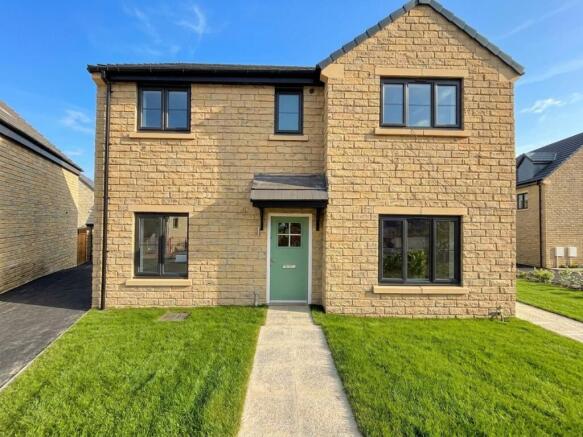 4 bed property, in The Tattenhoe, £512,995