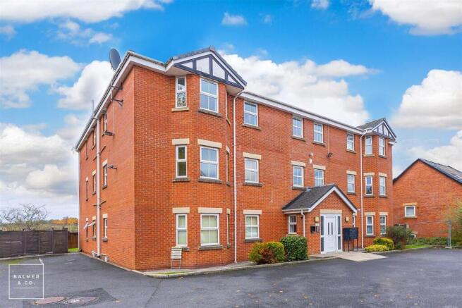 1 bed property, in Garden Vale, £57,000