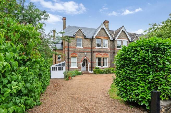 5 bed property, in Copers Cope Road, £1,800,000