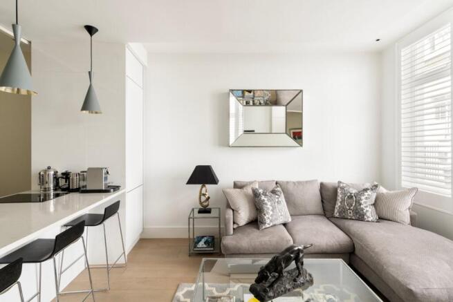 1 bed property, in Cornwall Mews South, £1,250,000