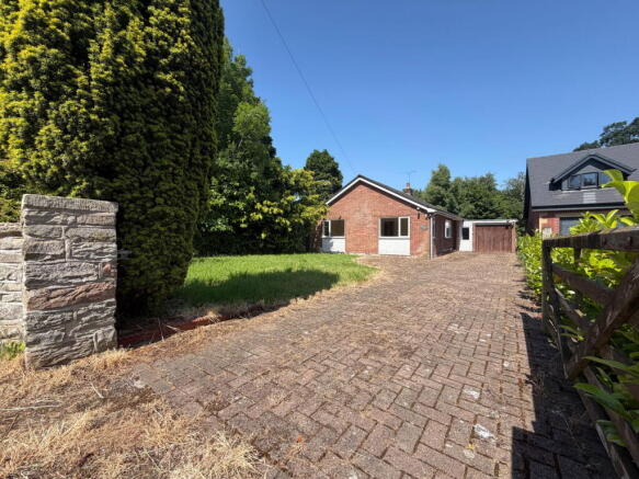 4 bed property, in Red Pike, £285,000