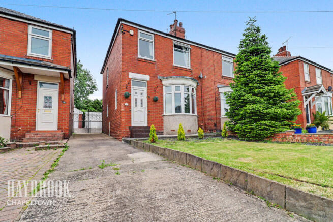 3 bed property, in Oswestry Road, £200,000