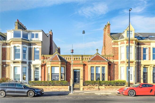 4 bed property, in Beverley Terrace, £1,250,000