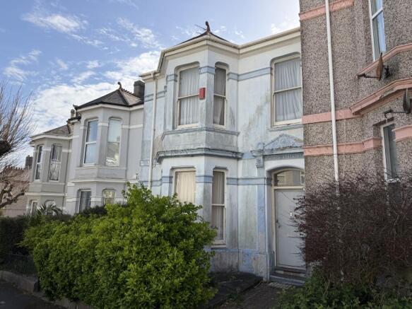 4 bed property, in 45 Greenbank Avenue, £160,000