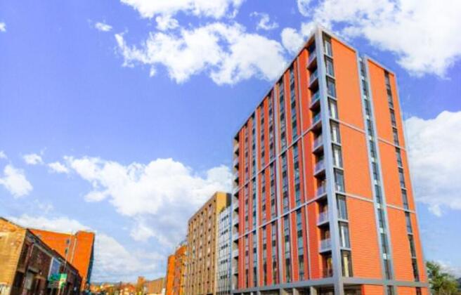 2 bed property, in Parliament Street, £199,950