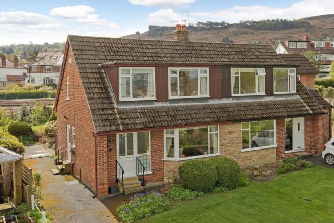 3 bed property, in Grange Estate, £426,000