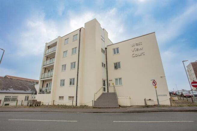 1 bed property, in West View, £180,000