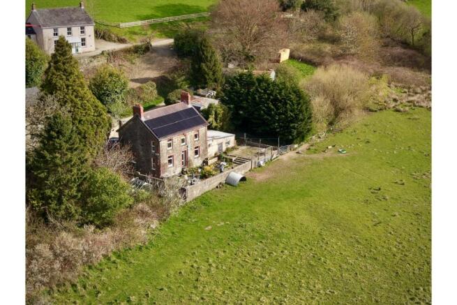 4 bed property, in B4459 Llanfihangel-Ar-Arth, £520,000