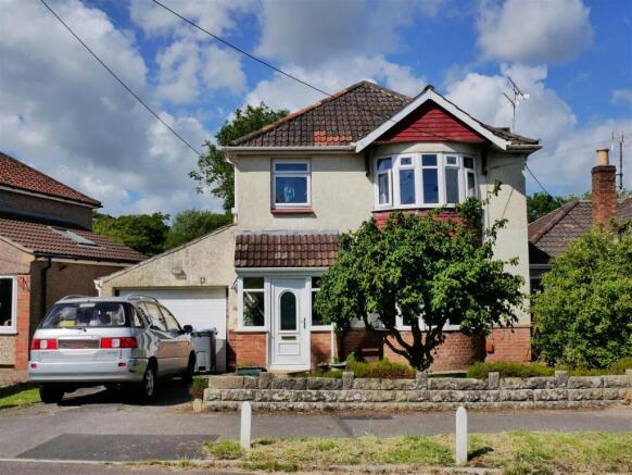 3 bed property, in Rowden Road, £325,000