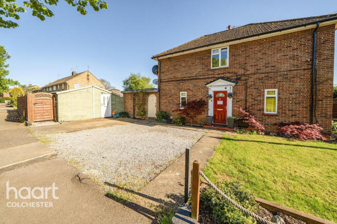 4 bed property, in Paxman Avenue, £395,000