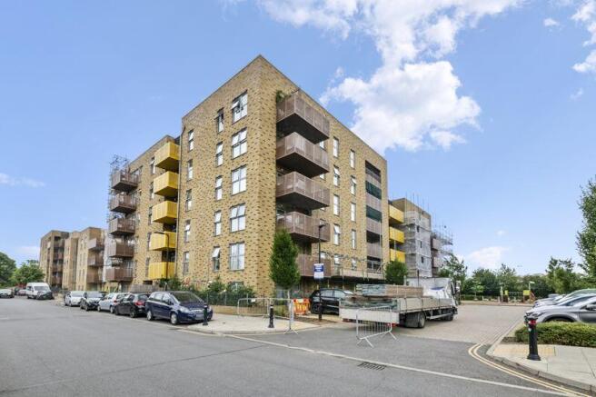 3 bed property, in Blanche Court, £440,000