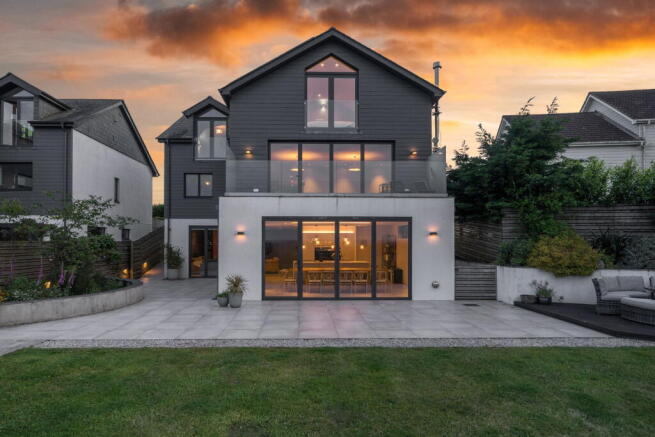 5 bed property, in Moreleigh, £1,200,000