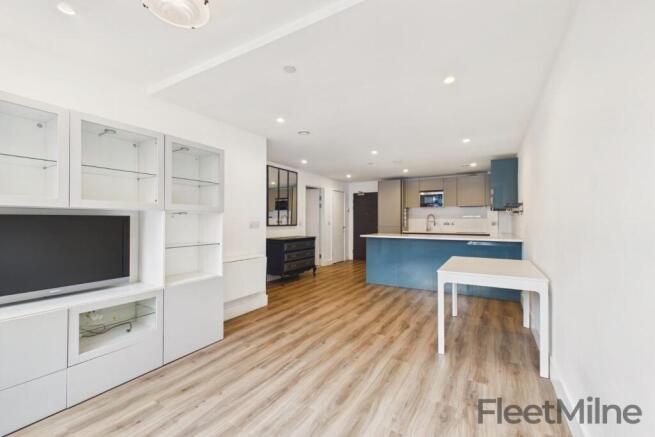 1 bed property, in The Lightwell, £200,000