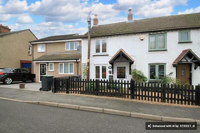 2 bed property, in Windmill Road, £230,000