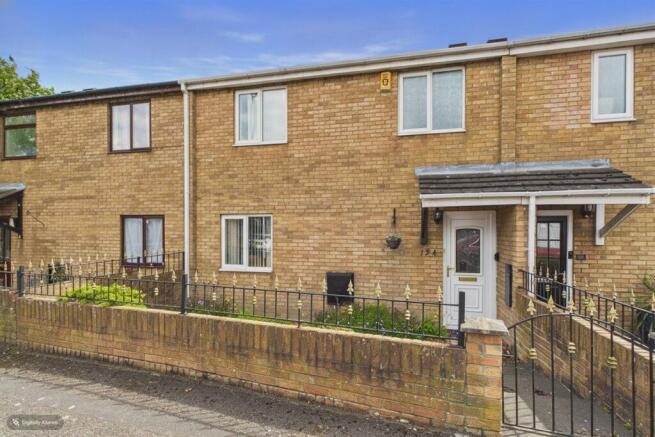 2 bed property, in Waverdale Way, £130,000