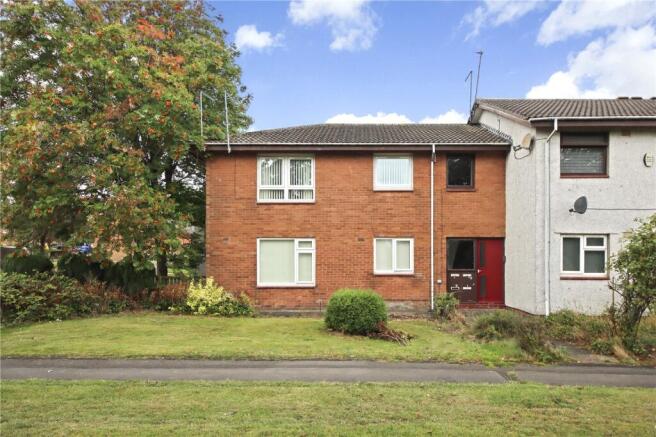 2 bed property, in 128 Coltsfoot Gardens, £35,000