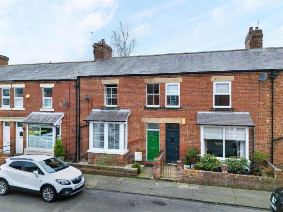 3 bed property, in Hood Street, £250,000