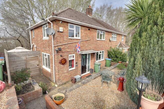 3 bed property, in Sholing, £310,000
