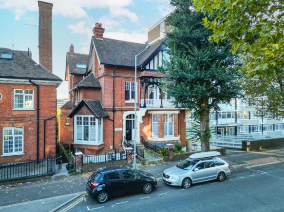 Studio, in Cromwell Road, £140,000