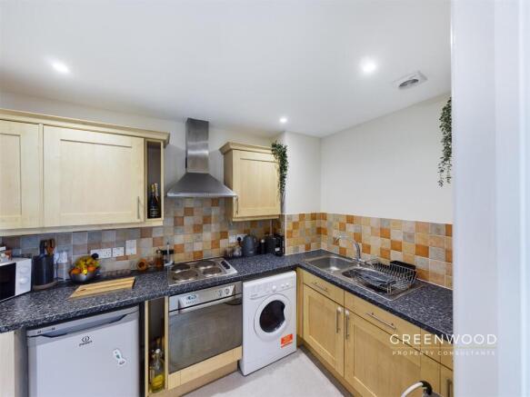 2 bed property, in Hardie's Point, £140,000