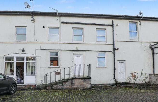 1 bed property, in Apartment 1., £5,000