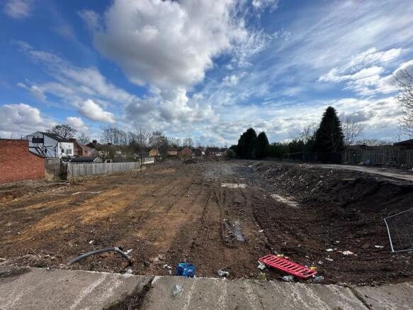 Studio, in Watnall Road, £550,000
