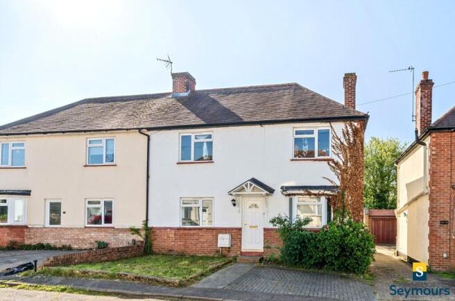 3 bed property, in Guildford, £450,000