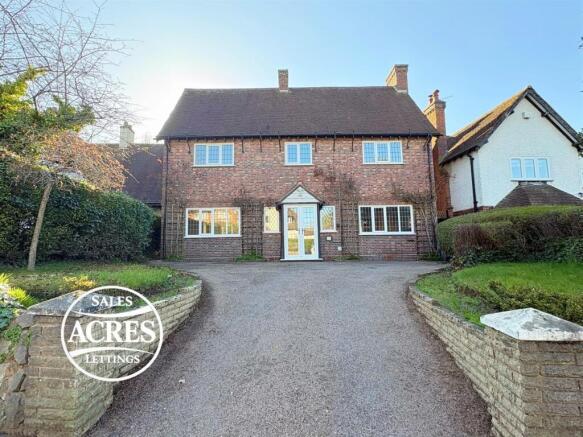 3 bed property, in Birmingham Road, £600,000