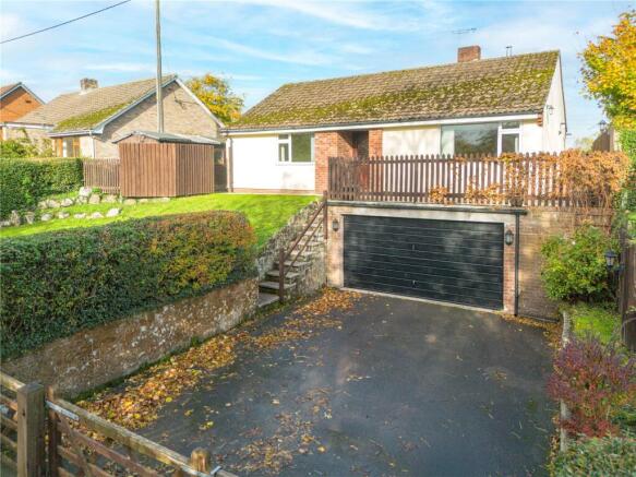 3 bed property, in Woodborough, £485,000