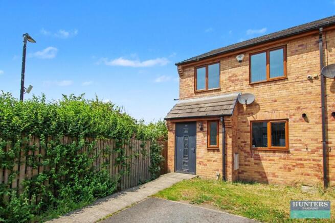 3 bed property, in Lorne Street Bradford, £190,000