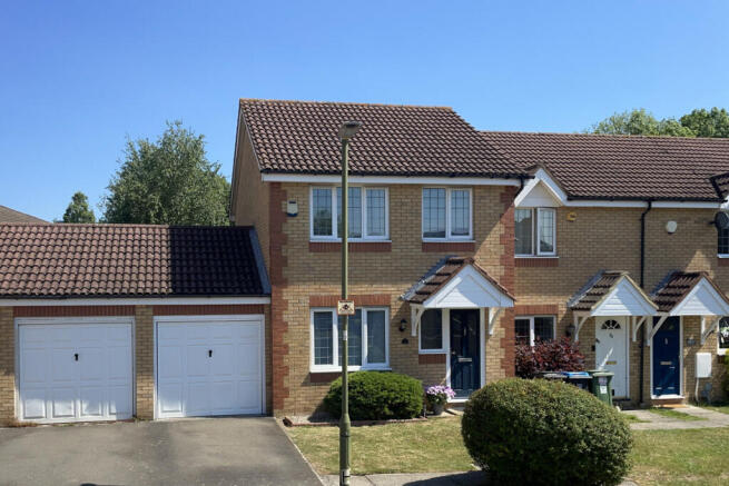 3 bed property, in Northridge Way, £450,000
