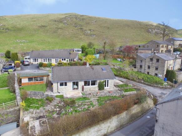 3 bed property, in Albert Hill, £450,000