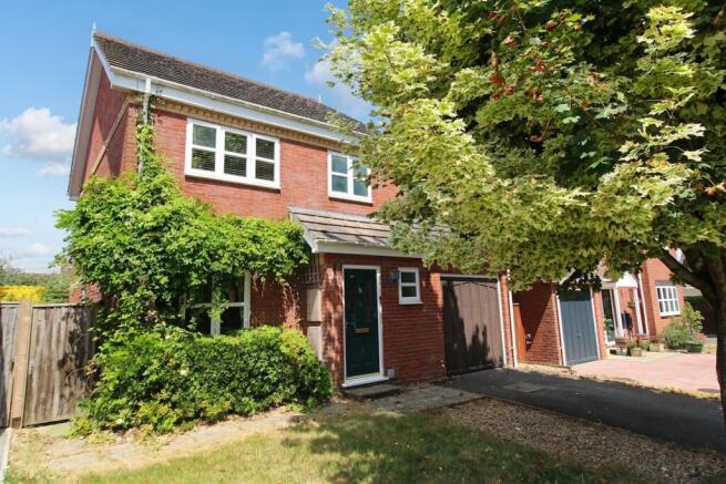 4 bed property, in Norton Drive, £500,000