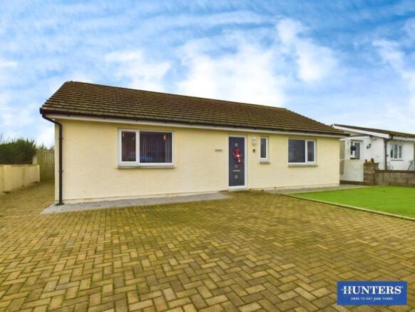 3 bed property, in Appledene, £185,000