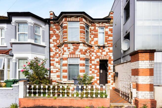 3 bed property, in Ruckholt Road, £650,000