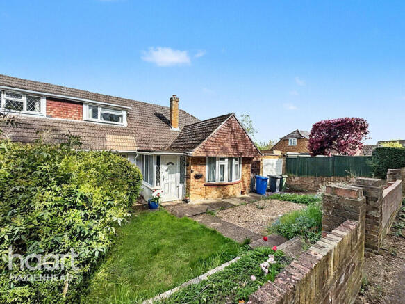 4 bed property, in Bridle Road, £550,000
