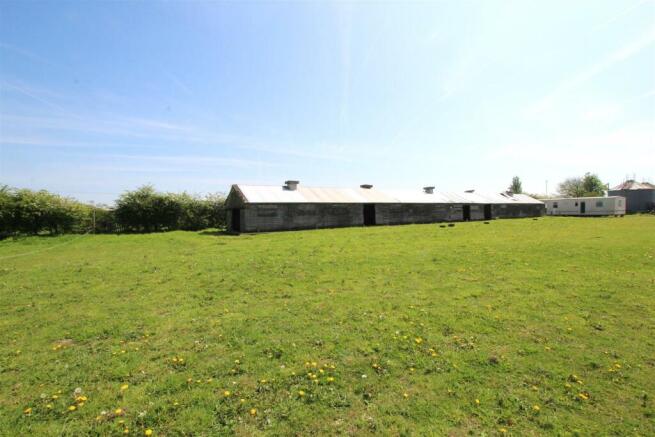 4 bed property, in Gallamore Lane, £220,000