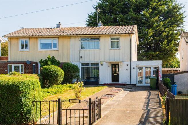3 bed property, in Ribblesdale Avenue, £160,000