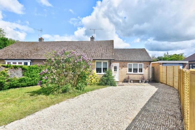 4 bed property, in St Marys Close, £750,000