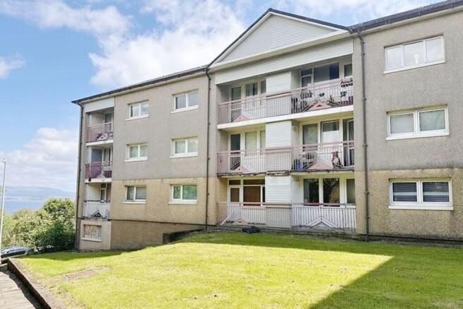 1 bed property, in 63, £19,000