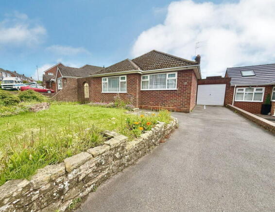 2 bed property, in Longfellow Road, £259,950