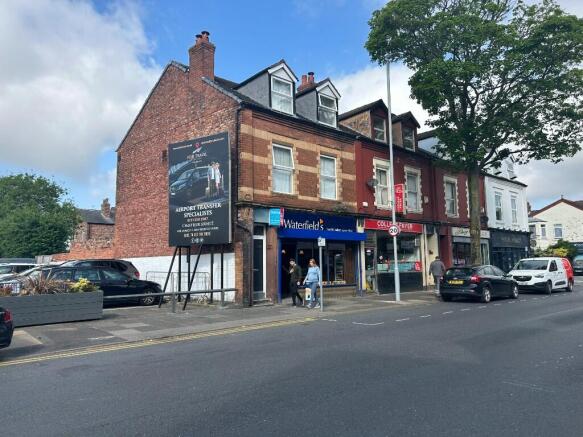 3 bed property, in Mixed Use Investment For Sale - 151-151a College Road, £350,000
