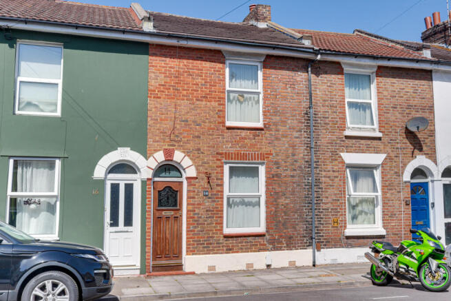 2 bed property, in Leopold Street, £240,000