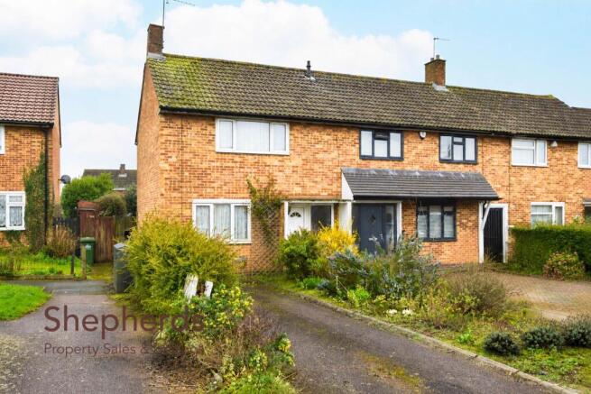 2 bed property, in Hammond Close, £399,995