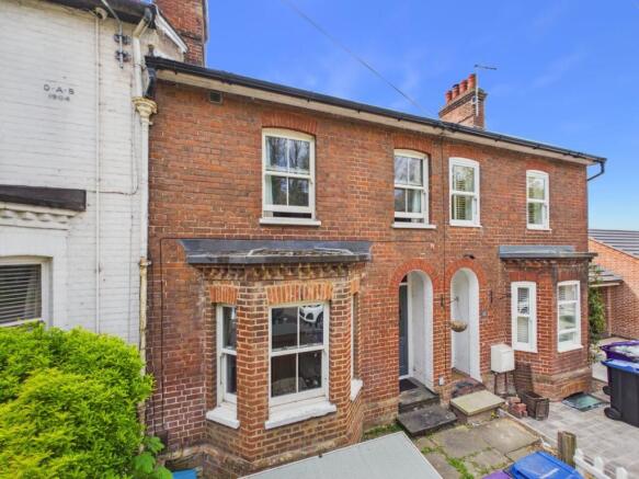 3 bed property, in Barkway Road, £425,000