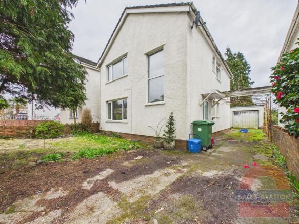 3 bed property, in Heol Hir, £390,000